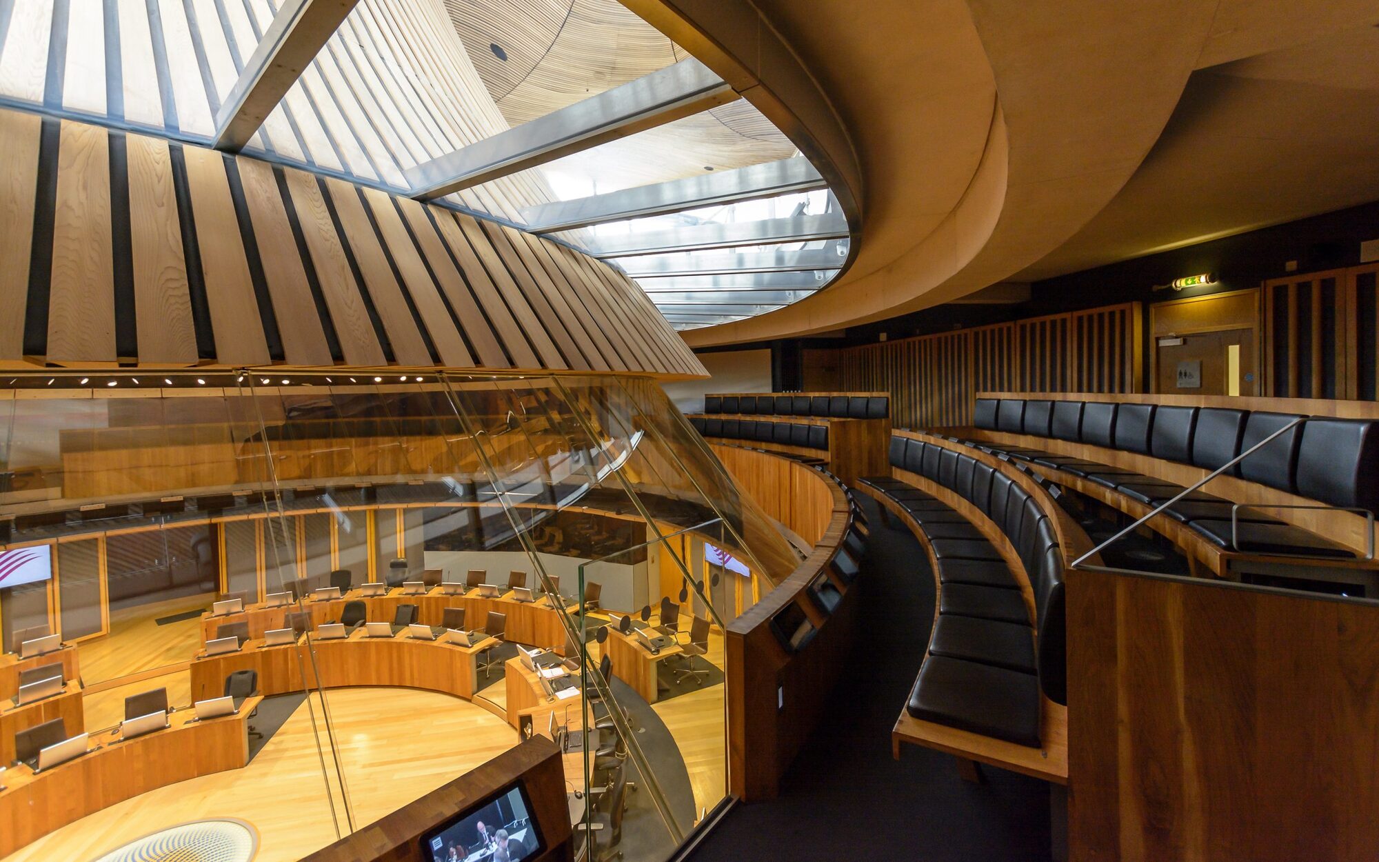 Prif siambr Senedd Cymru