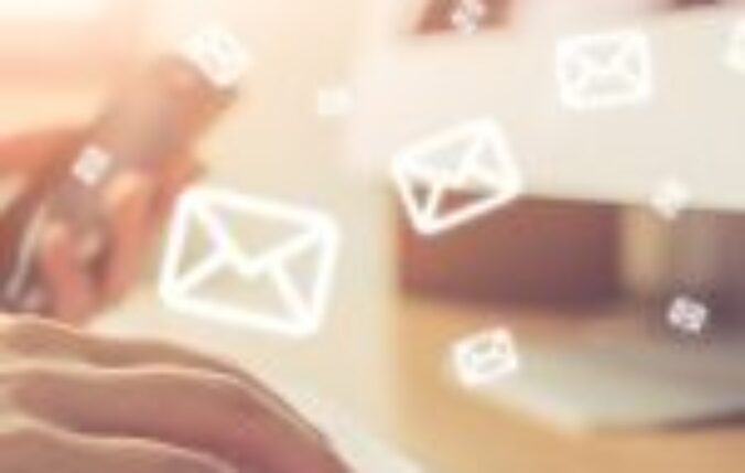 Llaw ar fysellfwrdd